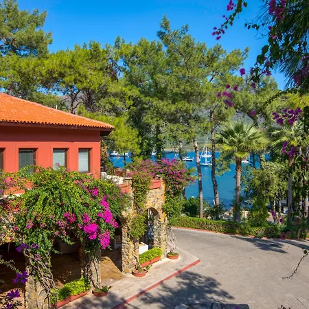 Bay Otel 5*